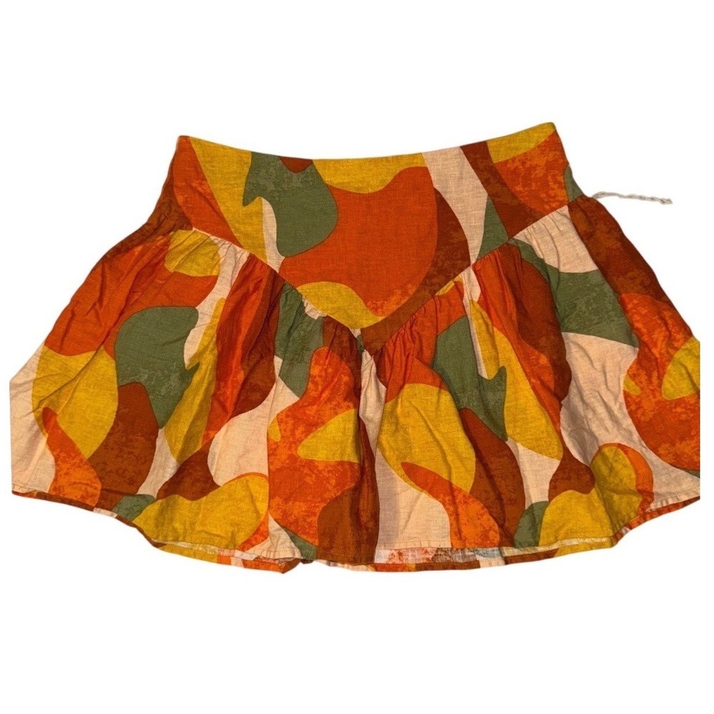 Mini Skirt in Orange Abstract Print - Picture 4 of 10